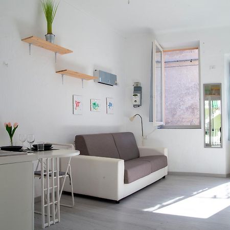 Lago Maggiore Lesa Elena Home Luaran gambar